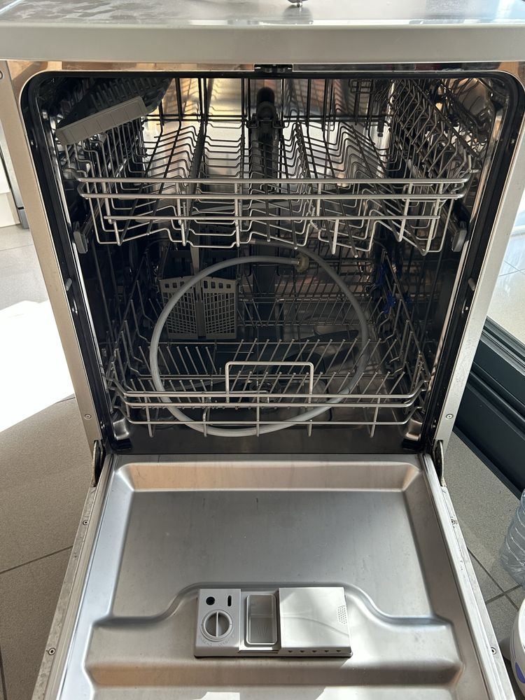 Máquina lavar loiça Teka LP8 820