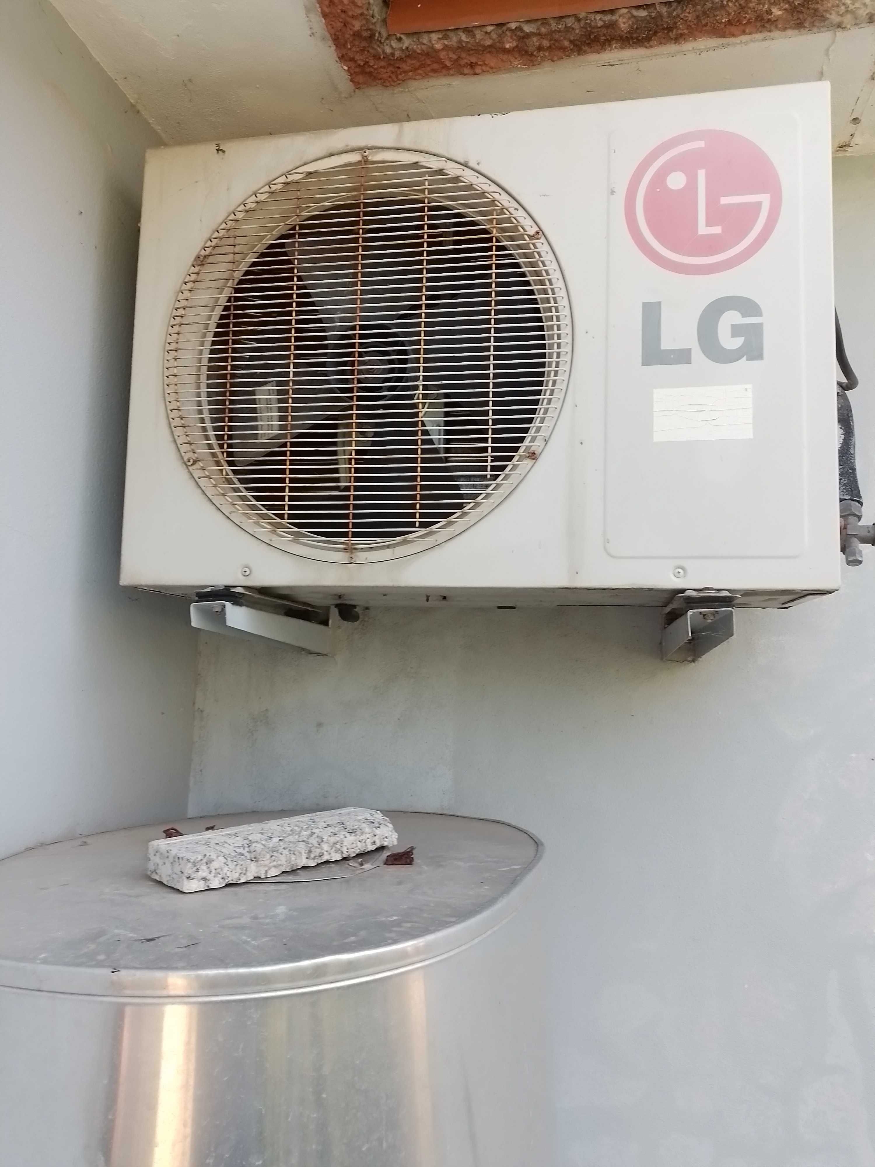 AR COND. LG  AS-H126 Series
