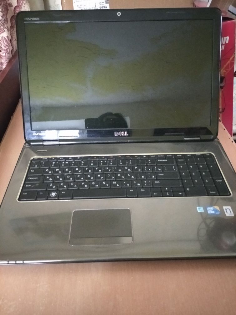 Dell Inspiron N7010