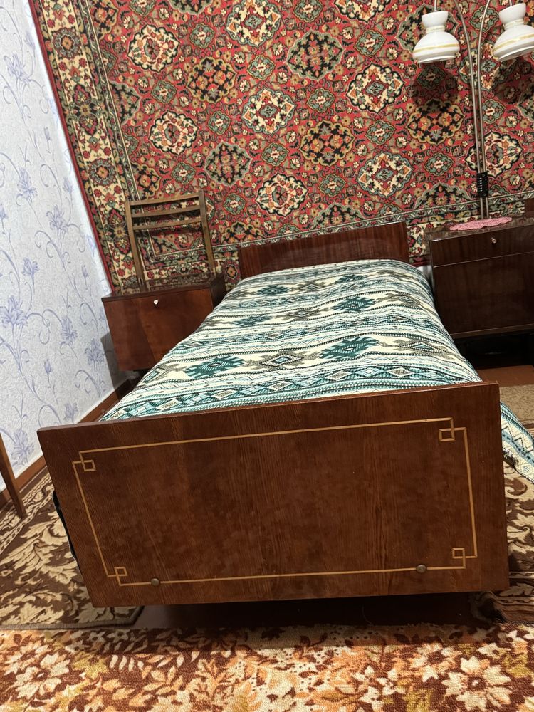Ліжка бу в гарному стані, 2*0,8