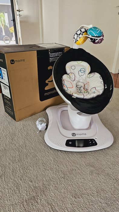 4 moms mamaRoo 4