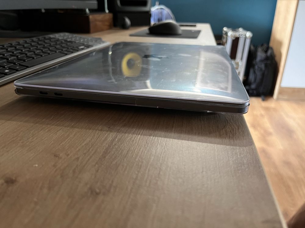 MacBook Pro 13 2020 (A2251) 4xThunderbolt 3, i5 10 generacji, 16Gb RAM