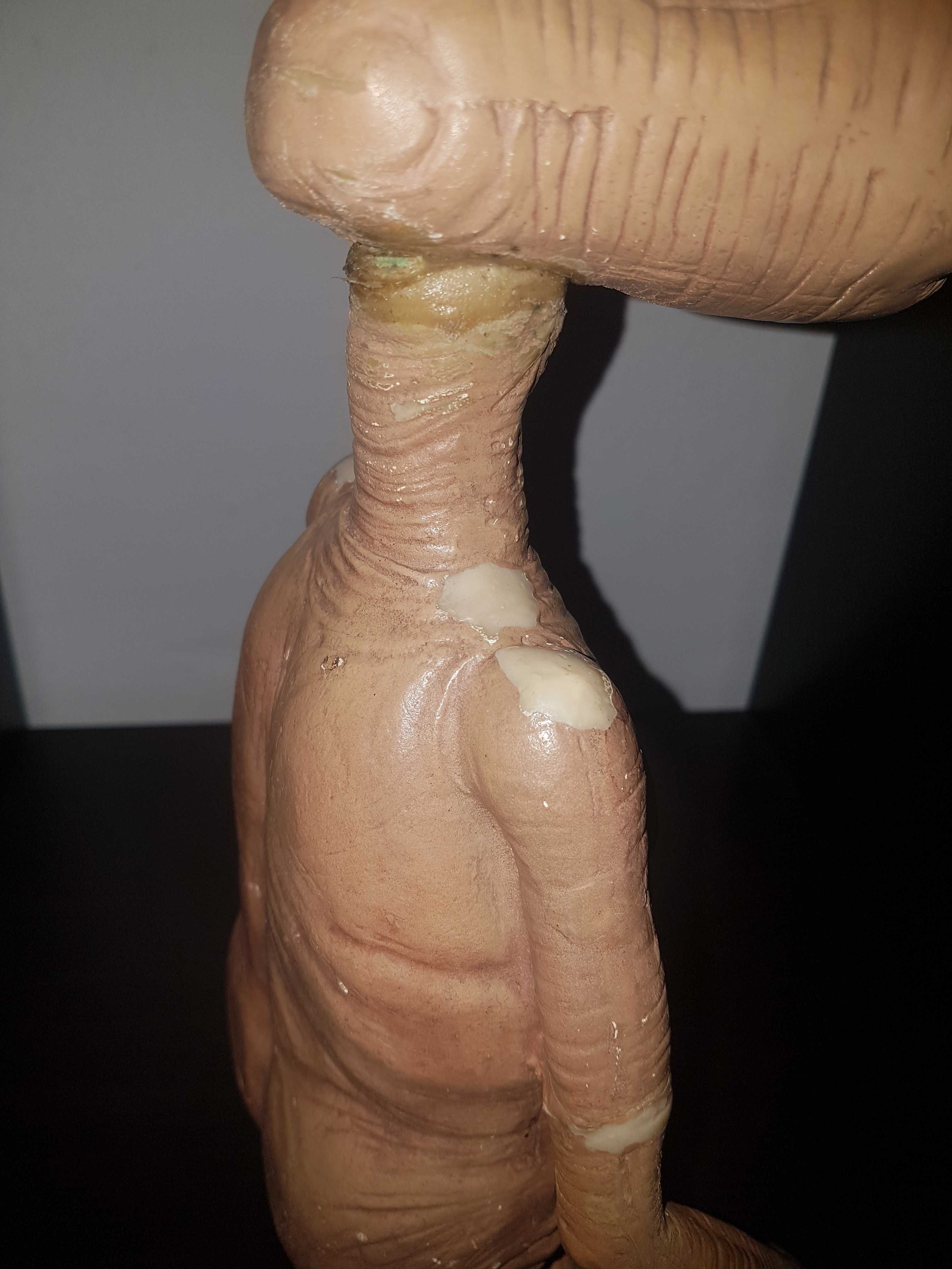E.T. Boneco em Espuma by Neca