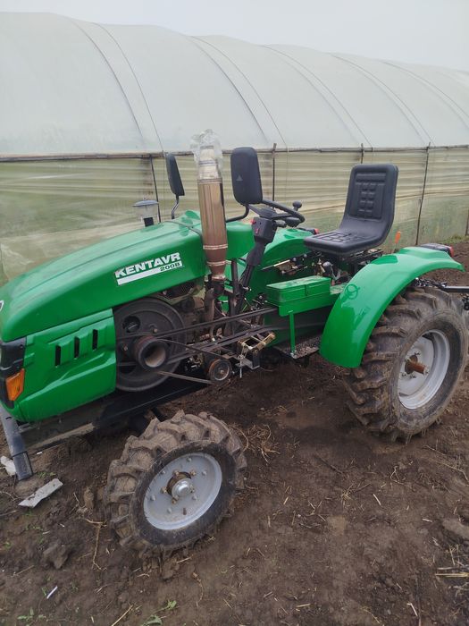 Трактор KENTAVER 200B