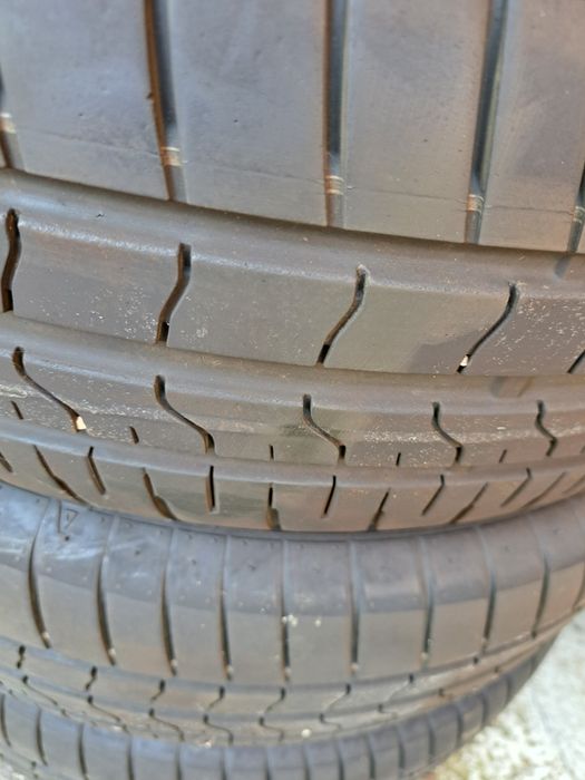 Opony  215/65/17 letnie Falken