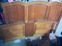 Vendo cama com colchão