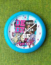 zegar monster high naścienny duży śr 25cm jak nowy