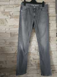 Spodnie chłopięce jeansy H&M r. 152 slim