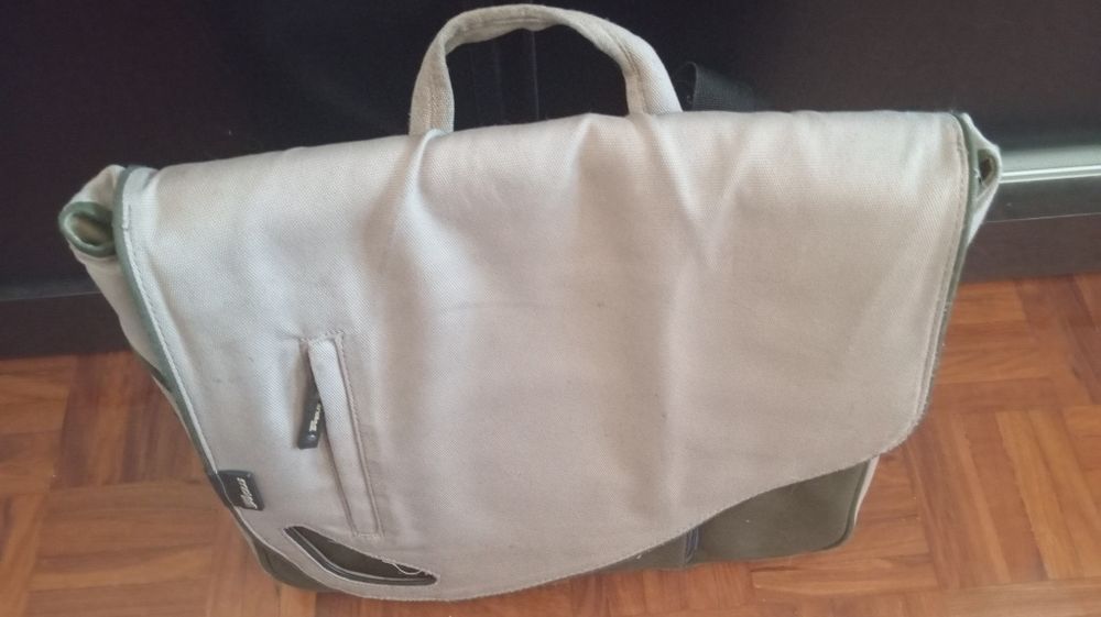 Portátil Lenovo Ideapad 300