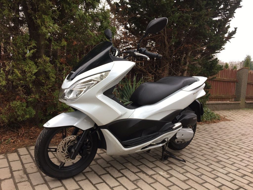 Honda PCX 125/50, zwinny skuter, światła LED, start-stop, 18tys km