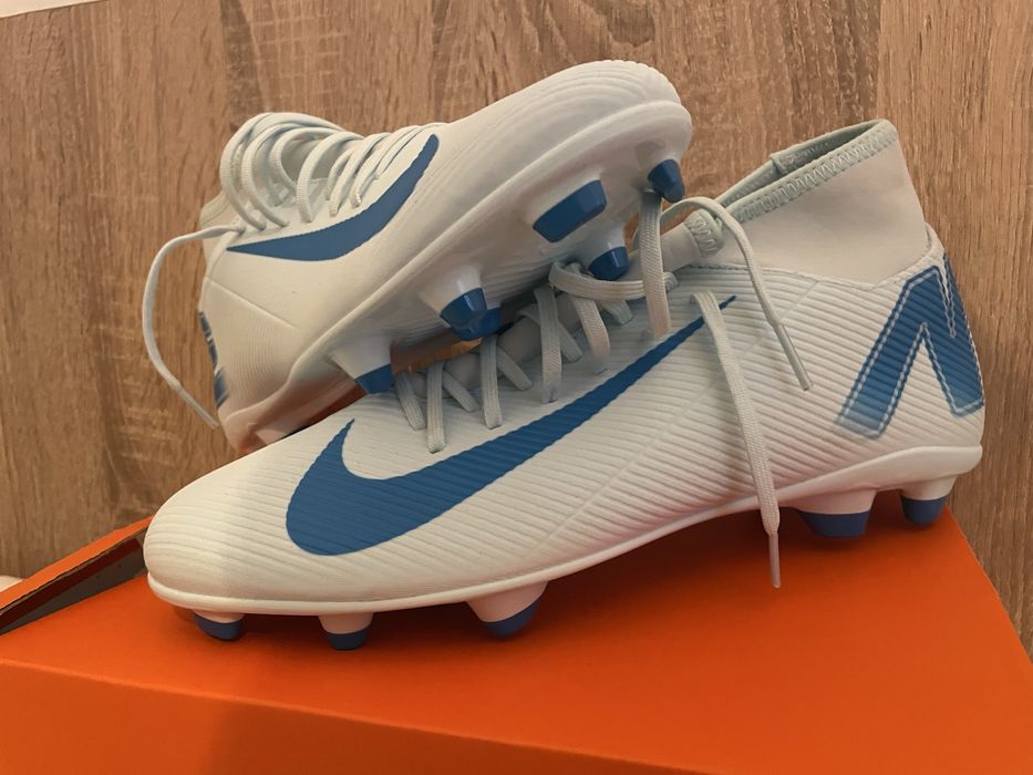 Vendo chuteiras mercurial