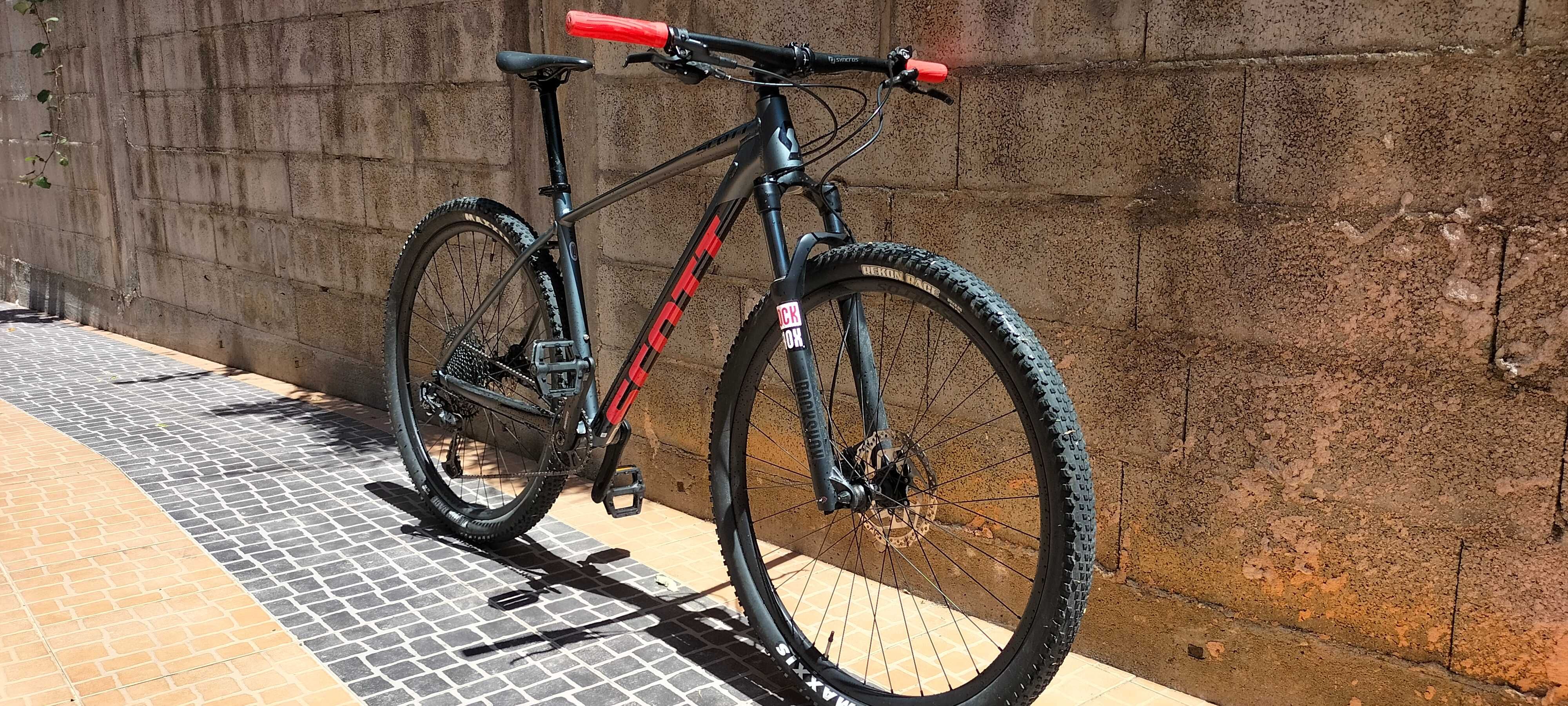 Bicicleta Scott scale 970 do ano 2022. Como nova, com garantia