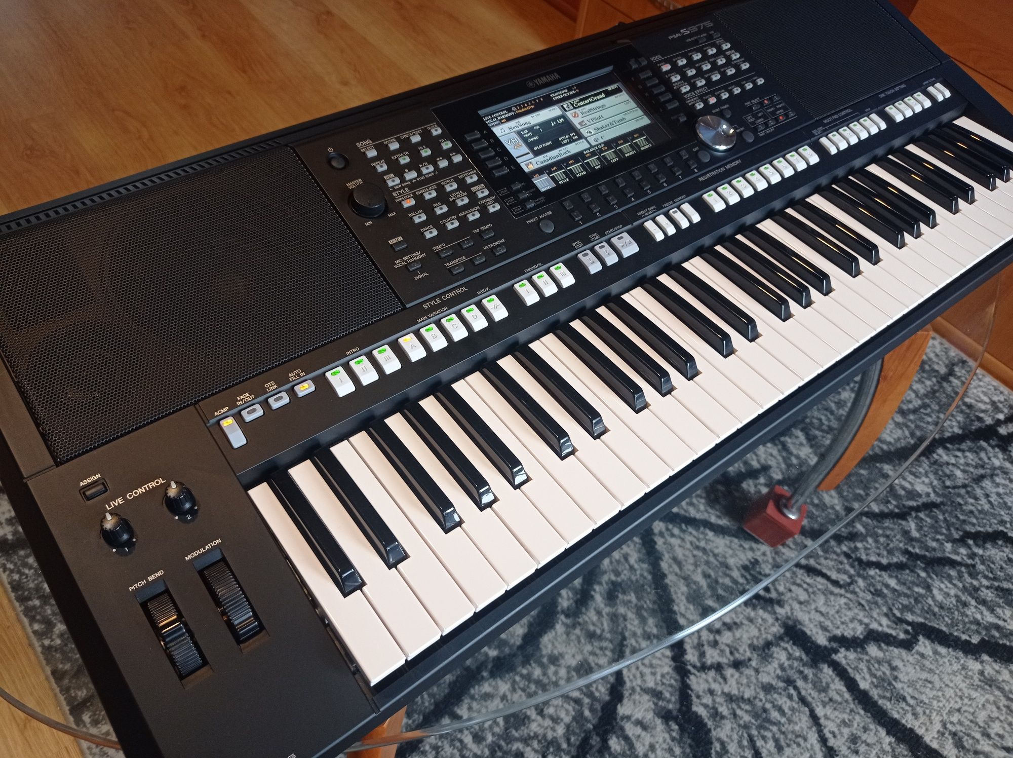 Yamaha PSR s975 IGŁA