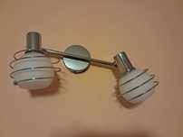 Lampa ścienna do salonu