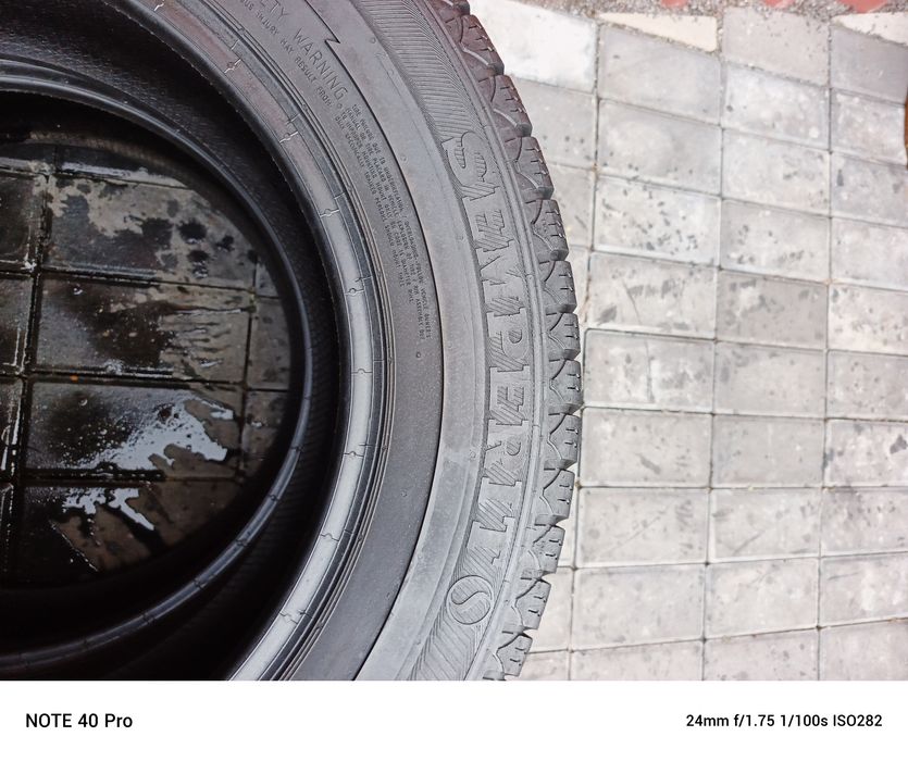 Opony 215/65/16c Semperit van-Grip 2