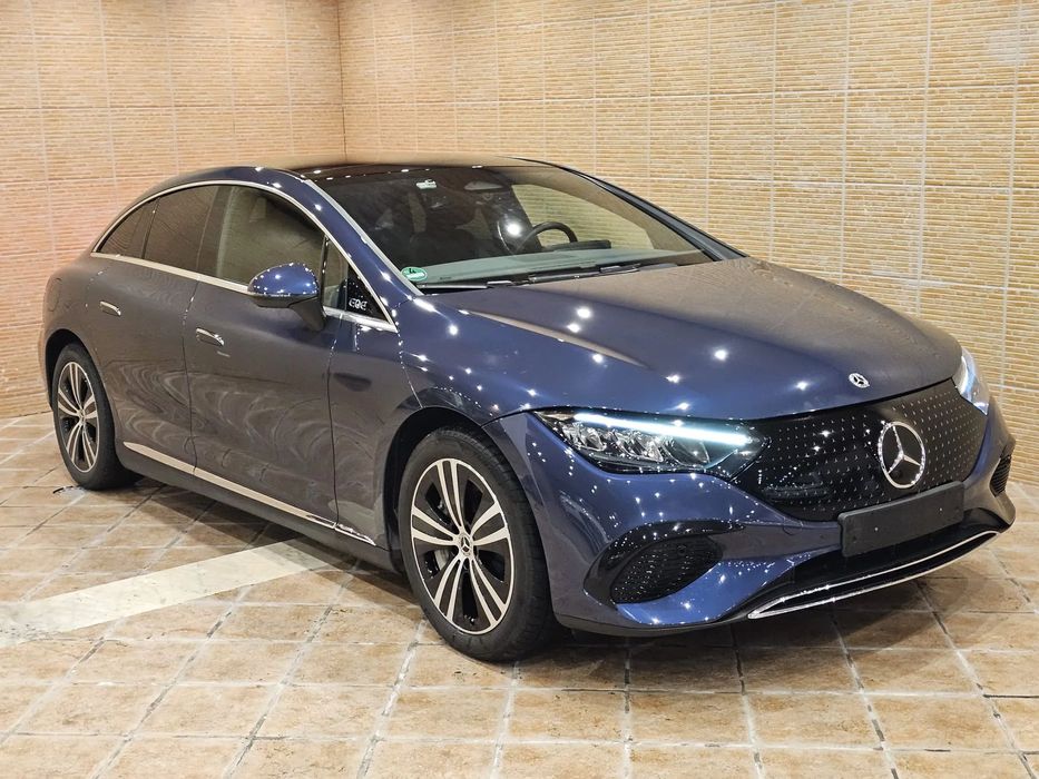 Mercedes-Benz EQE 350 Edition Electric Art