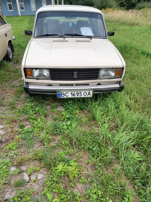 Продам Ваз-2105.