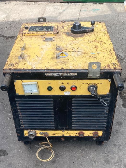 Продам зварювальний апарат ВД-306 У3