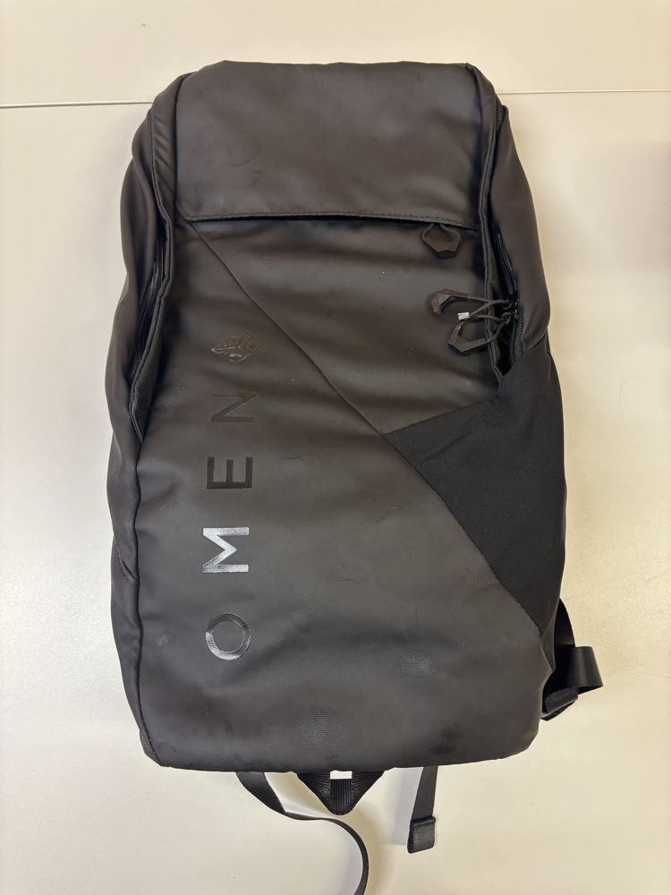Mochila Omen HP 15.6" Transceptor Gaming Preta