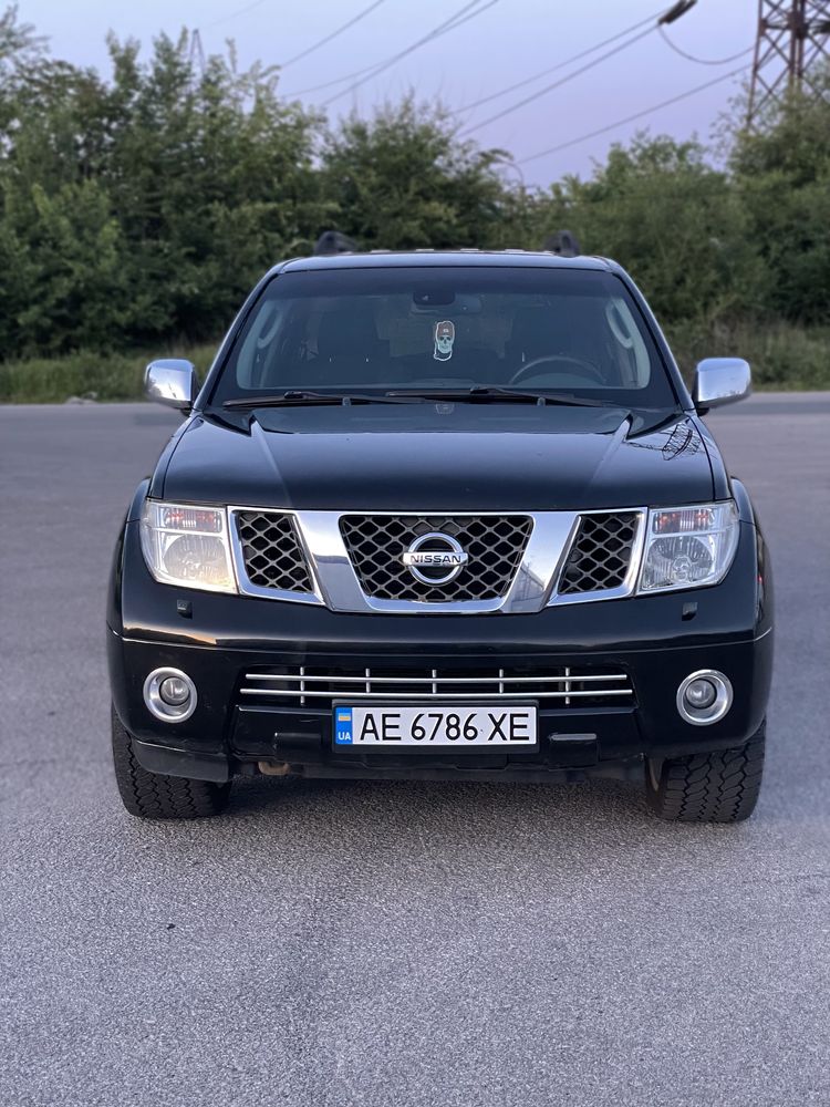 Nissan Pathfinder 2007рік 2.5 дизель автомат