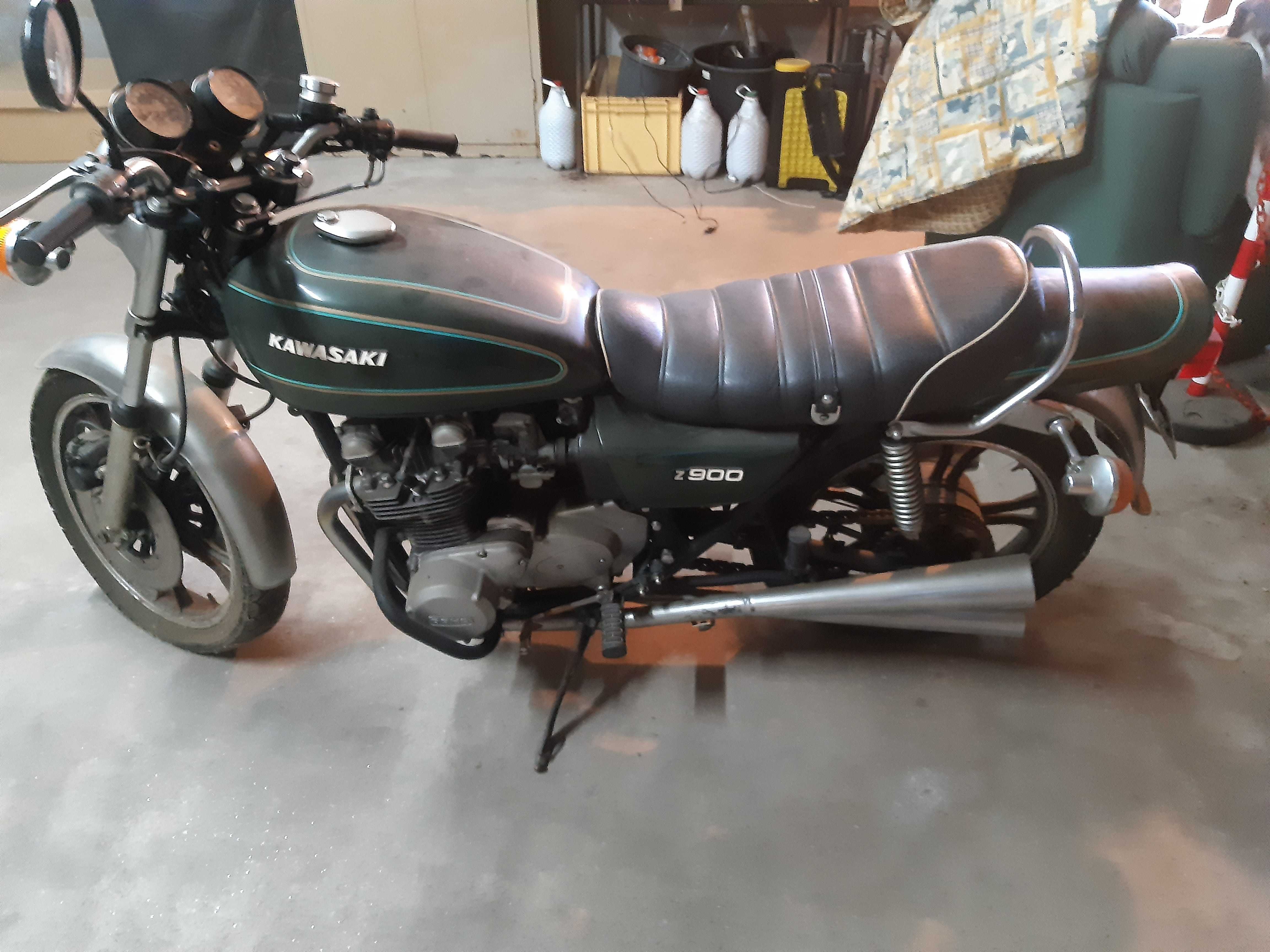 Moto de coleção Kawasaki Z900 de 1976 "The King"