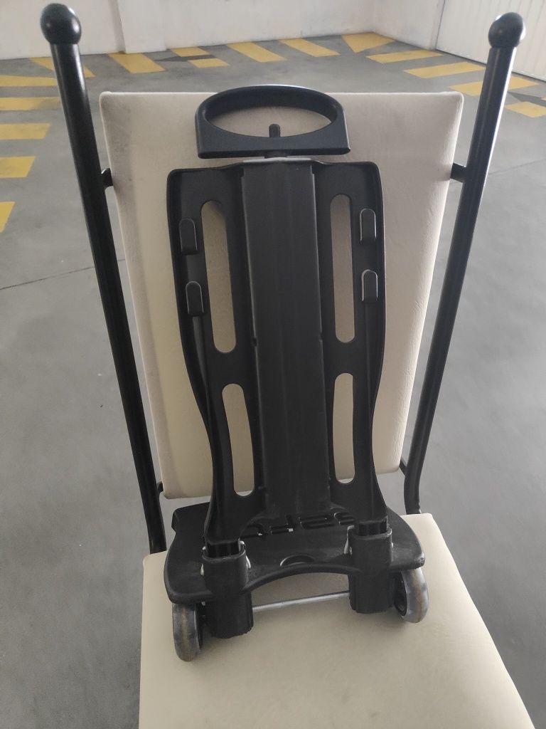 Carrinho para mochila escolar - Safta