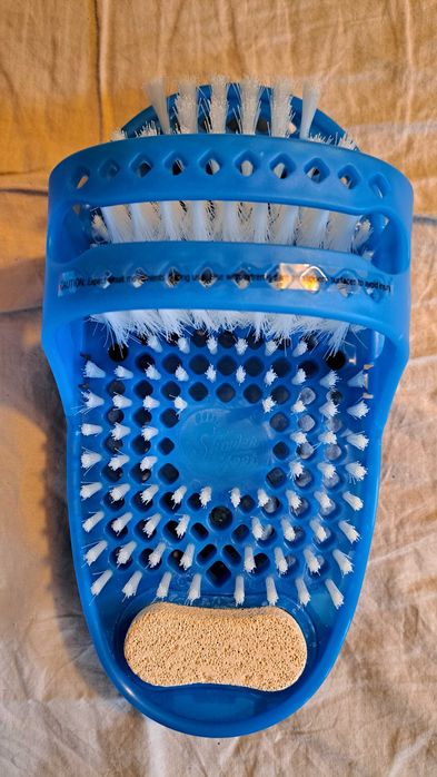 Shower feet - mycie stóp bez pochylania się pod prysznicem