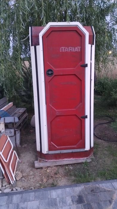 Toaleta/kabina  zewnętrzna przenośna bez wyposażenia