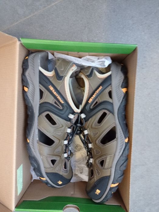 Сандалі Karrimor  довжина стельки  27,5 см .