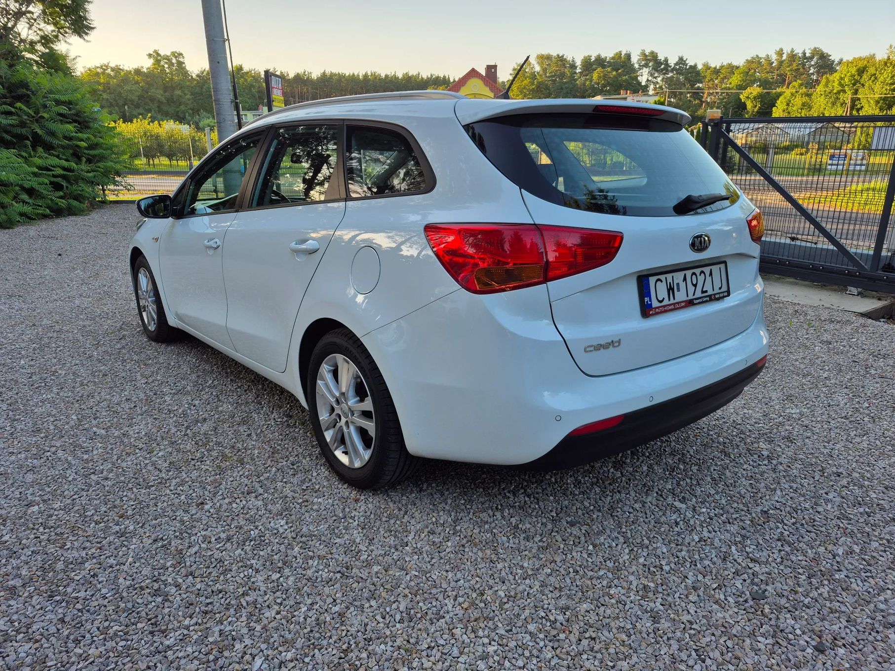Kia Ceed 100% Bezwypadkowa,Serwis,2 kpl.kół,bardzo zadbana