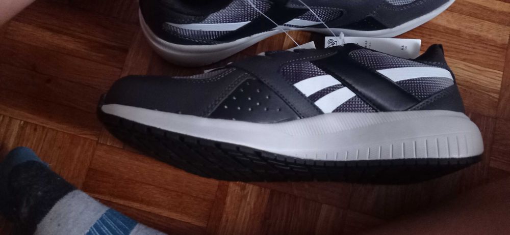 Reebok czarne roz. 37