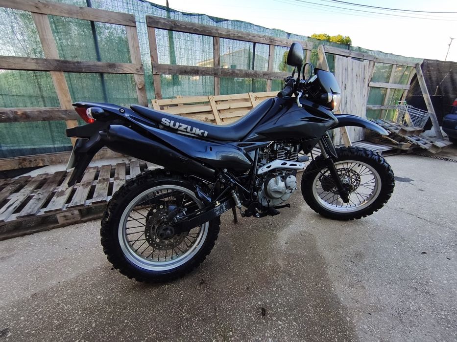 Suzuki DR 125 SM