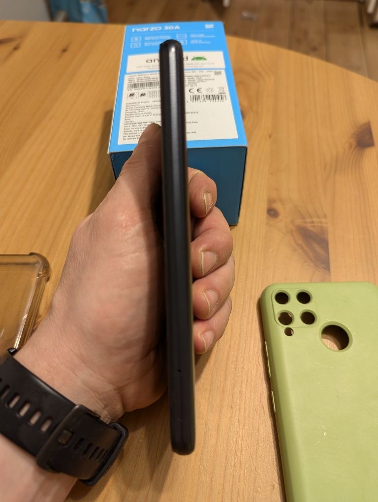 Realme narzo 30A 4 /64 GB