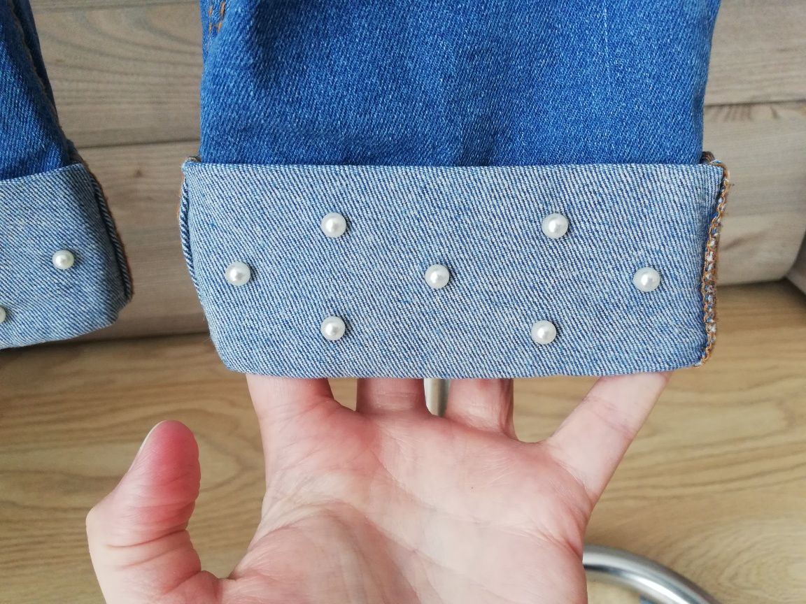 Spodnie jeansowe z koralikami na mankiecie Blue Motion r. 40
2 kieszen