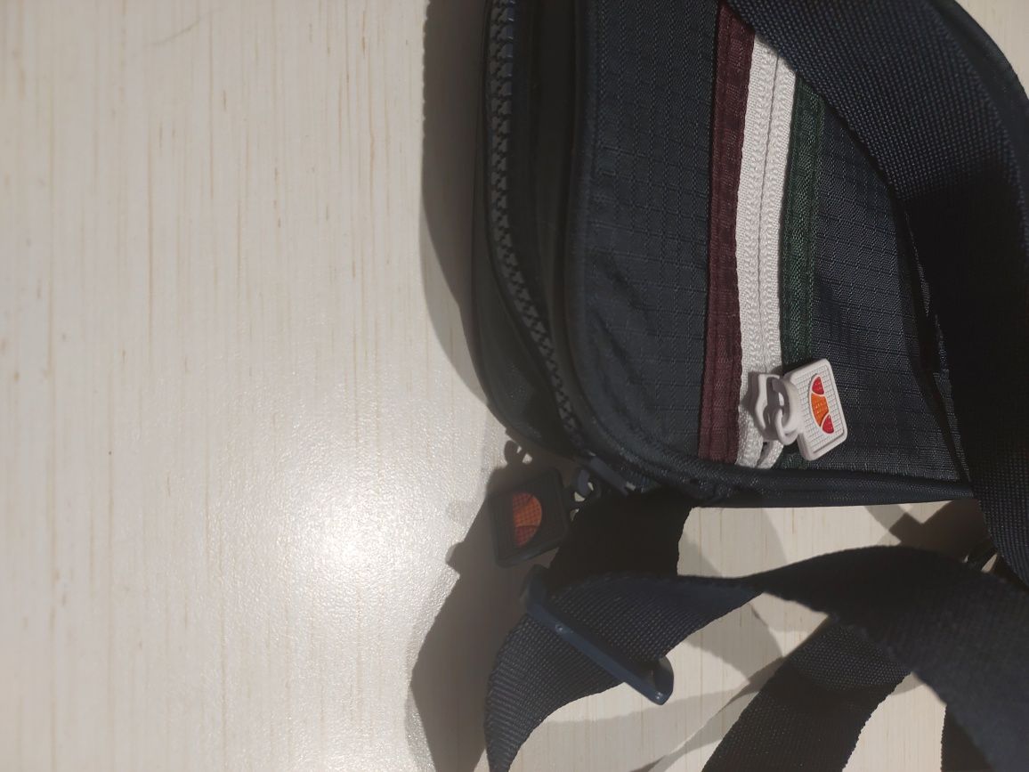 Nowa Ellesse saszetka torebka na ramie
