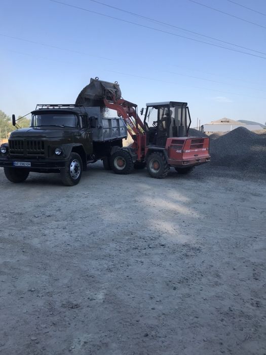 Вантажні перевезення зіл, самосвал( пісок,щебнь, відсів, глина,камінь)