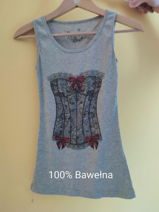 Bluzka z narysowanym gorsetem marki Beloved