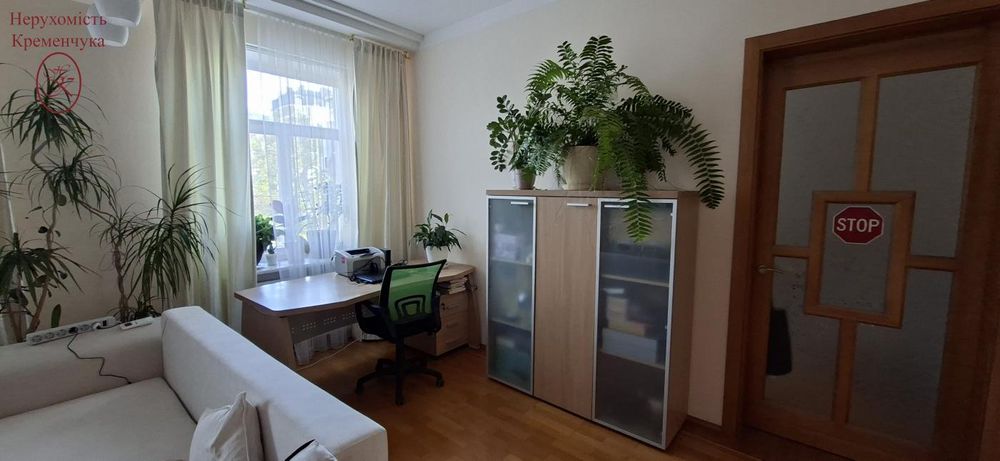 Соборна, 3 кімнатна квартира