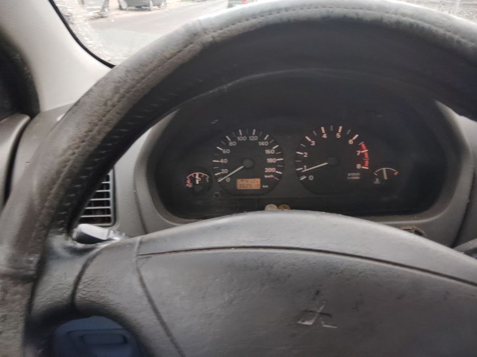 Tanio sprzedam Mitsubishi space Star 1999 rok nowa niższa cena