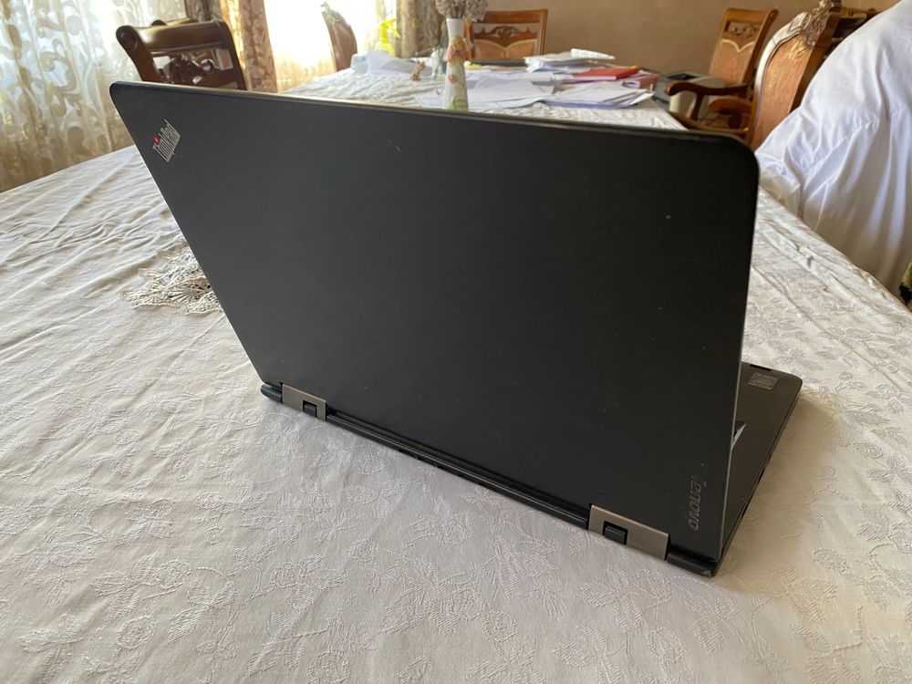 Ноутбук Lenovo ThinkPad Yoga Touchscreen