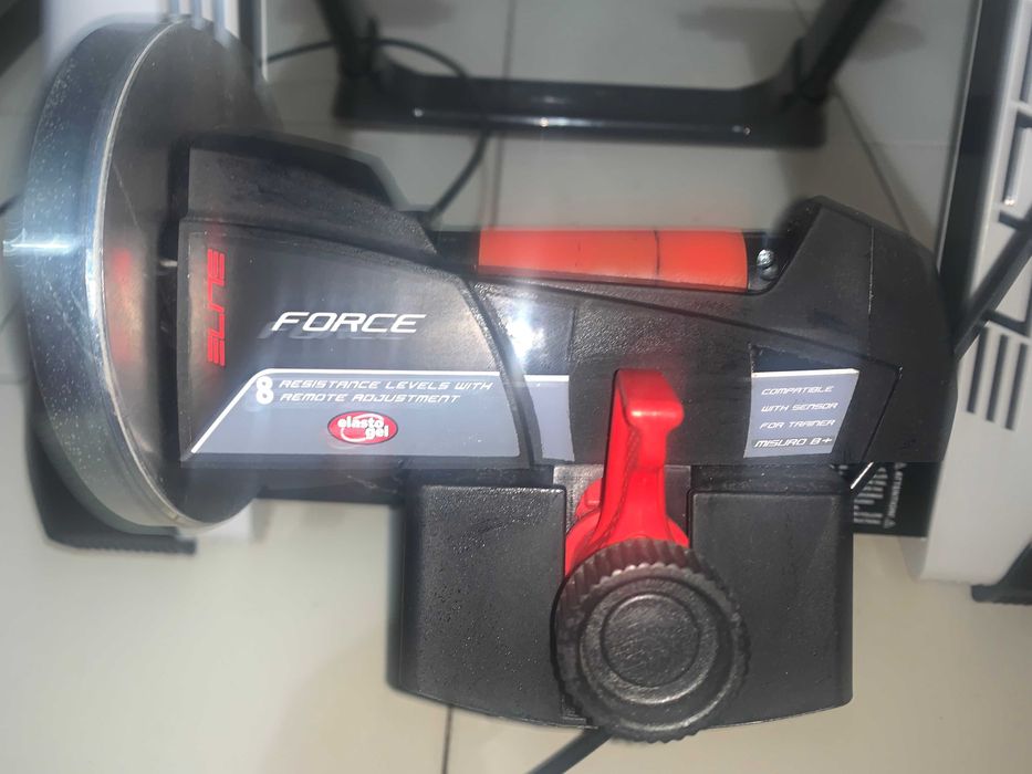 Rolo de treino Elite Force Elastogel + 2 rodas Mavic Xc completas