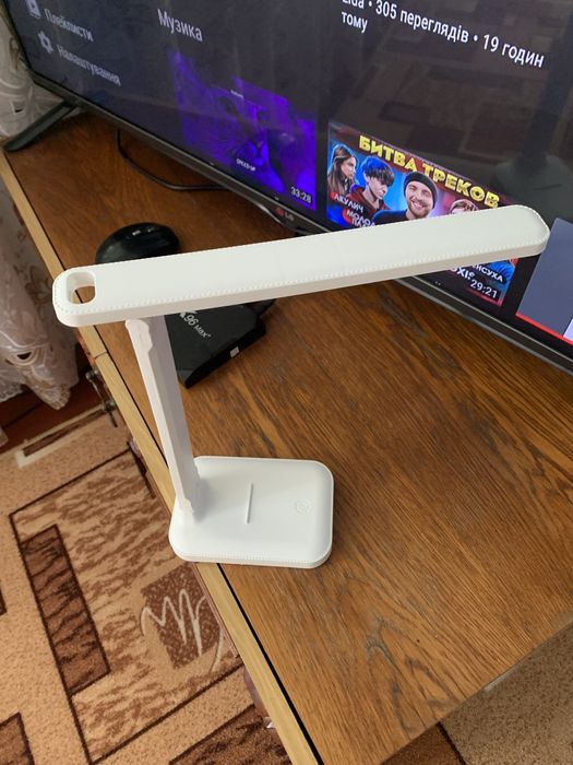 Настільна usb лампа з сенсором