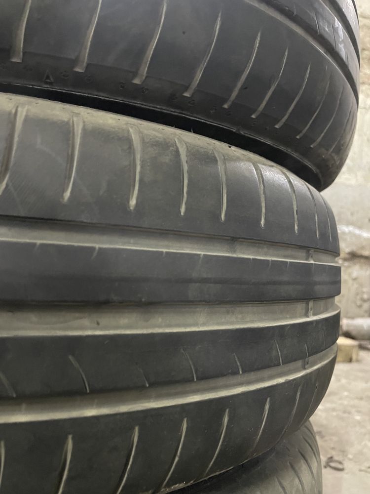 Колеса шини літні DUNLOP 195/65 r15 диски 5*112 комплект