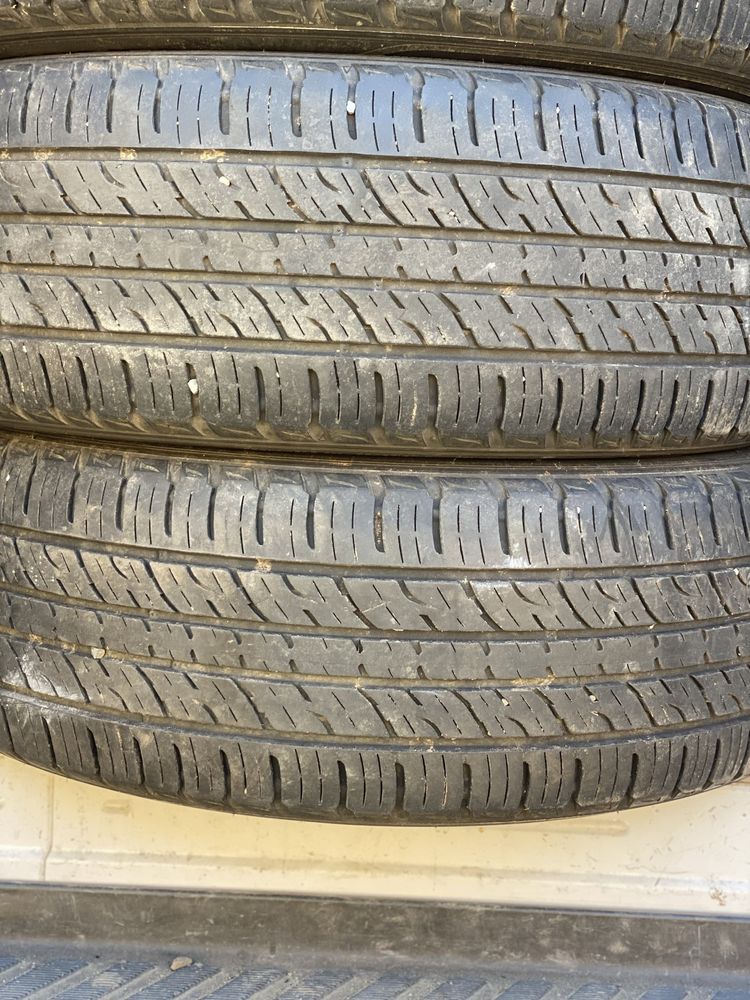 Літня гума 235 60 R18  Kumho летняя резина шины