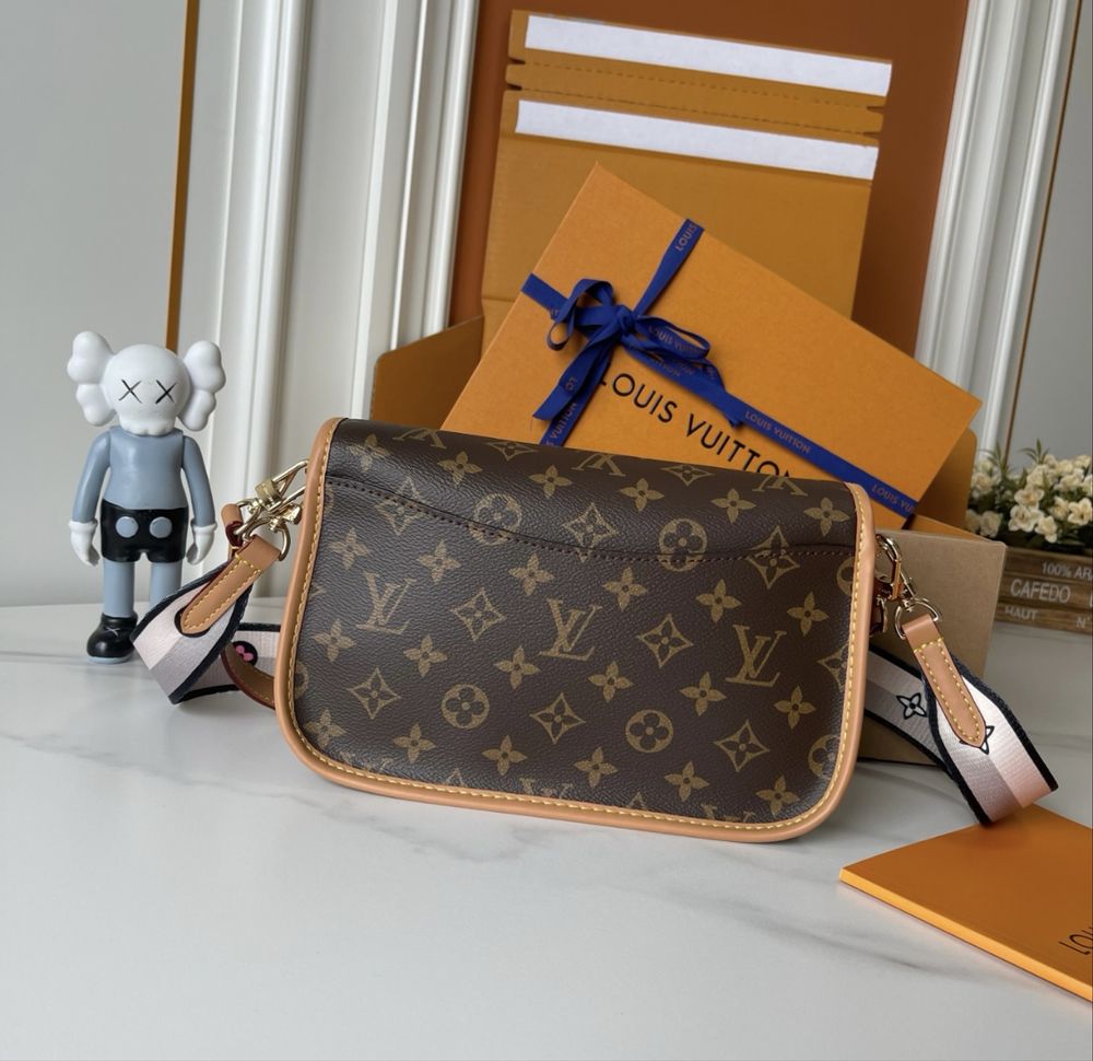 Mala crossbody LV