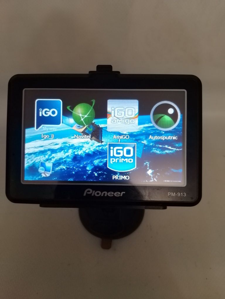 GPS навигатор Pioneer PM-913