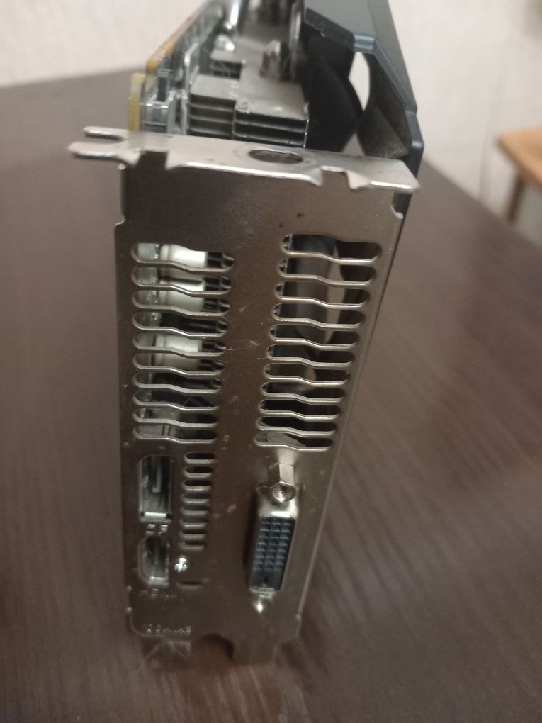 Відеокарта AMD Radeon RX 580 для S.T.A.L.K.E.R. 2