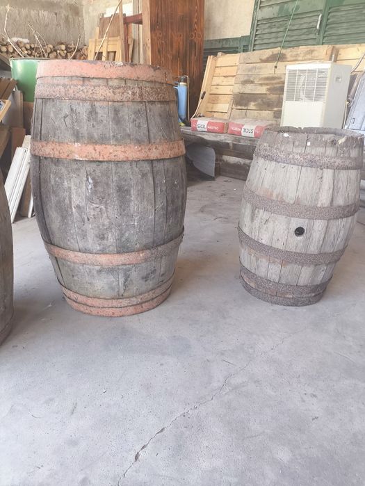 3 Pipas de madeira