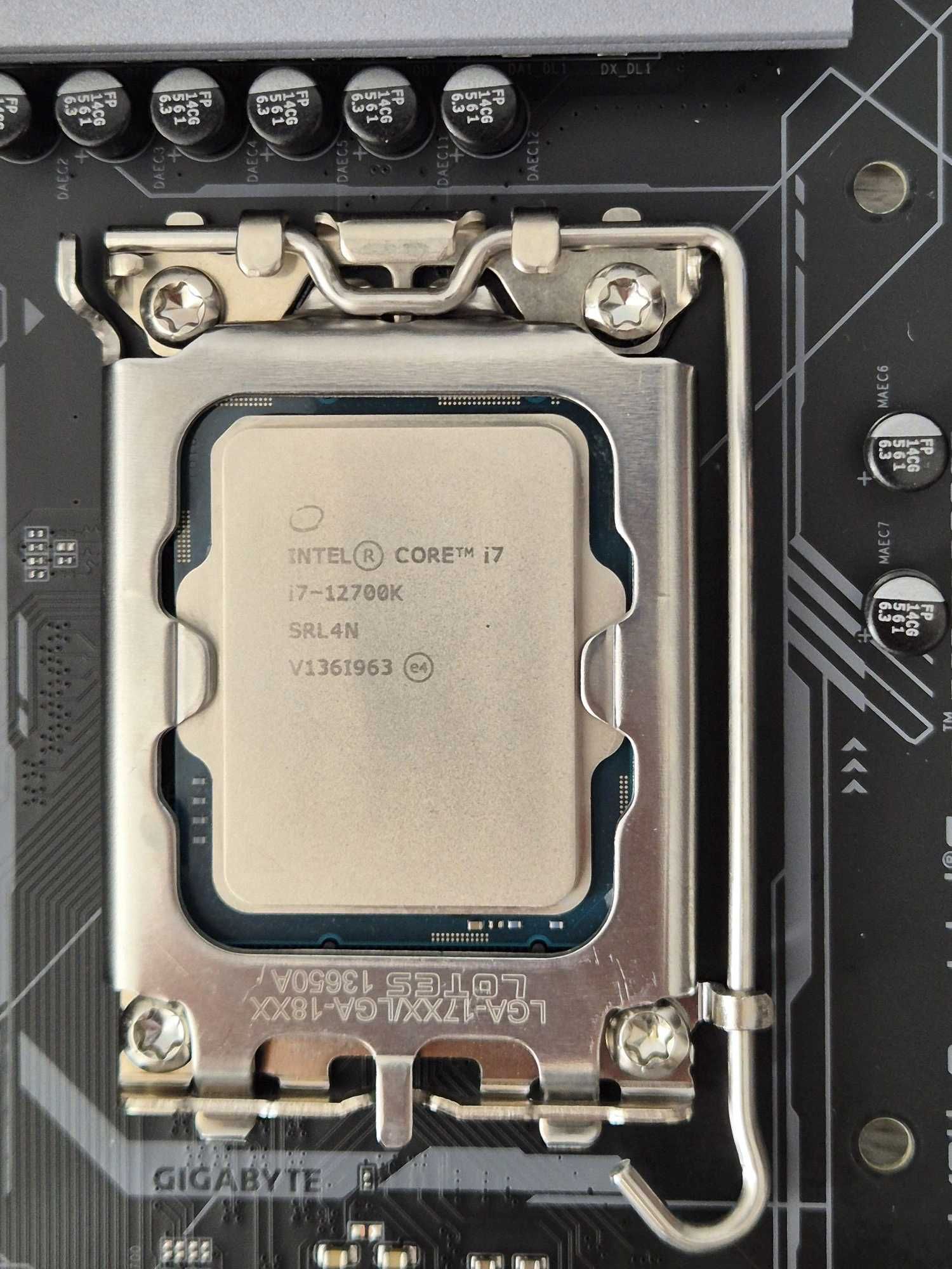 s1700 сет Intel Core i7-12700K 12ядер 5ГГц+плата Z690 Gaming. Trade-in
