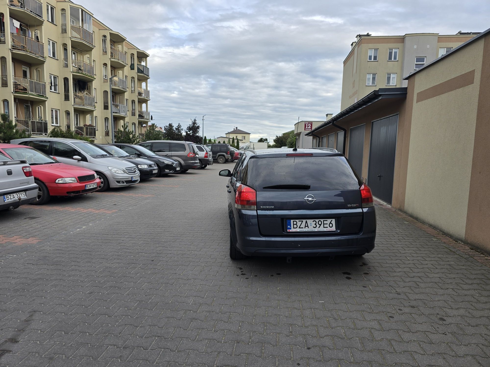Opel Signum 1.9 CDTI 150KM kremowa skóra manual